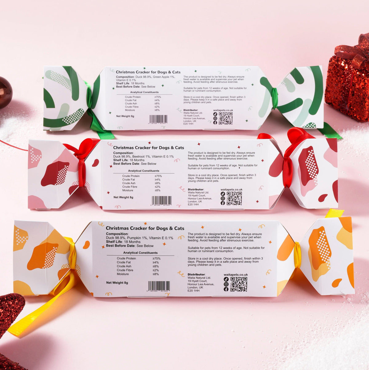 Waita Freeze-Dried Christmas Cracker Gift Box – Dogs & Cats natural dog treat UK
