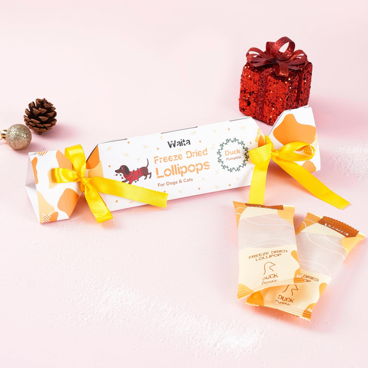 Waita Freeze-Dried Christmas Cracker Gift Box – Dogs & Cats natural dog treat UK